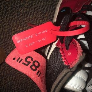 Off white Chicago 1’s